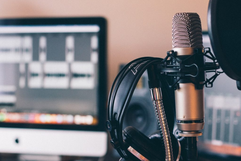 microphone and podcast equipment